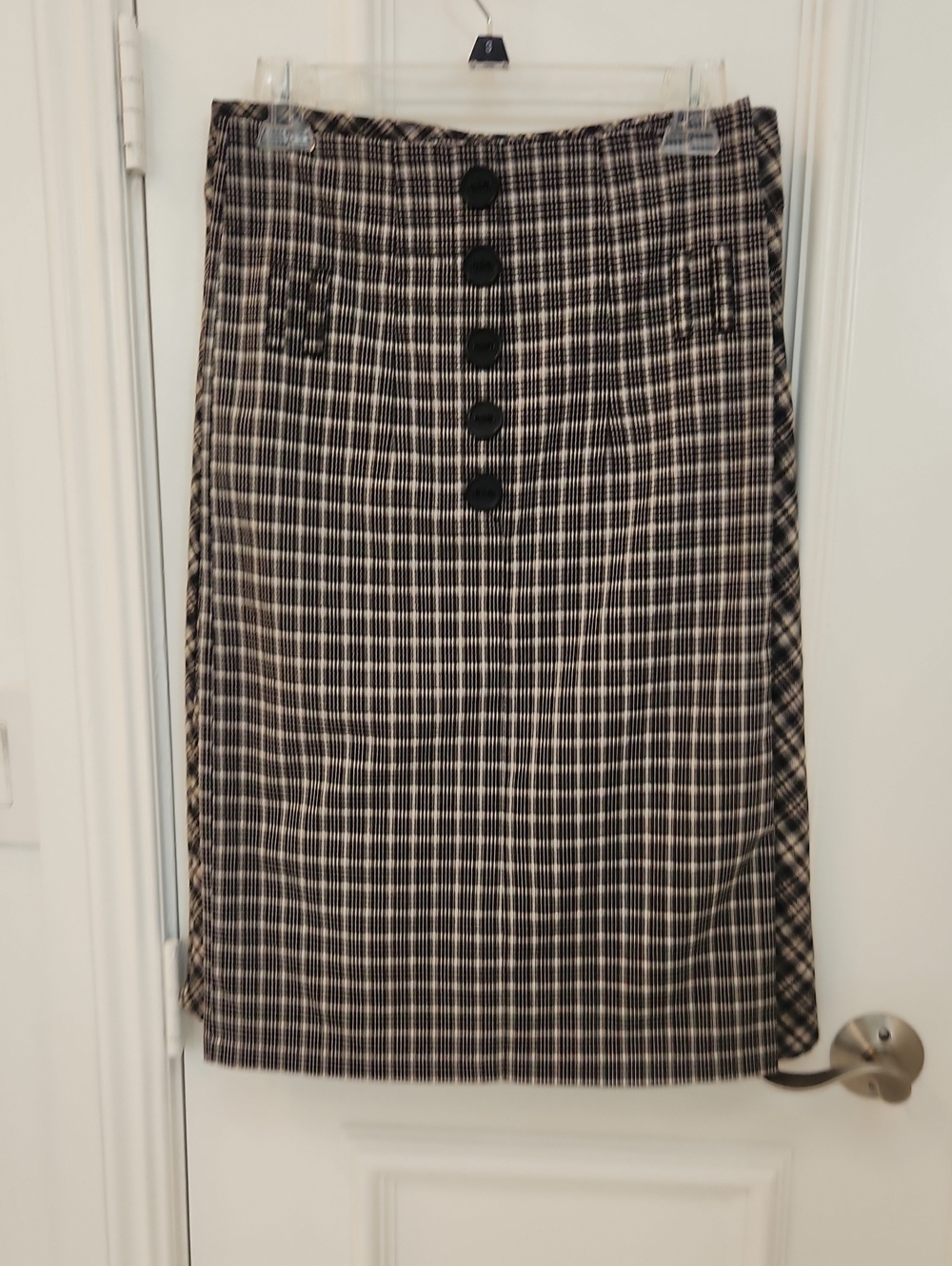 Plaid Button-Front Pencil Skirt - Black and White
